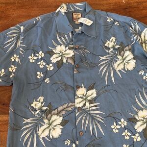Tommy Bahama 100% Silk Hawaiian Shirt Floral Blue Men's Medium